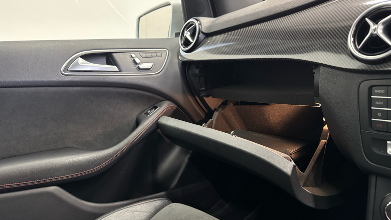 Mercedes-Benz B-Class B180d AMG Line Premium Plus 5dr Auto Diesel Hatchback